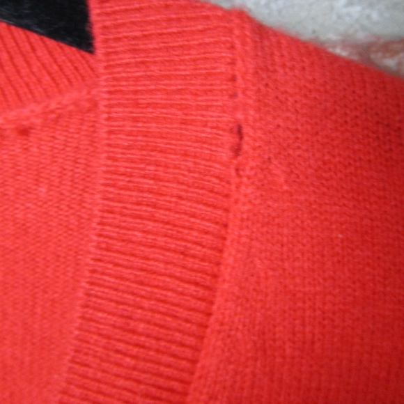 Lacoste Poppy Orange Cashmere V Neck Sweater 42 L F70248 Golf - Picture 7 of 7